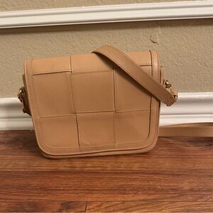 GiGi New York Lily Crossbody Bag in Capuccino